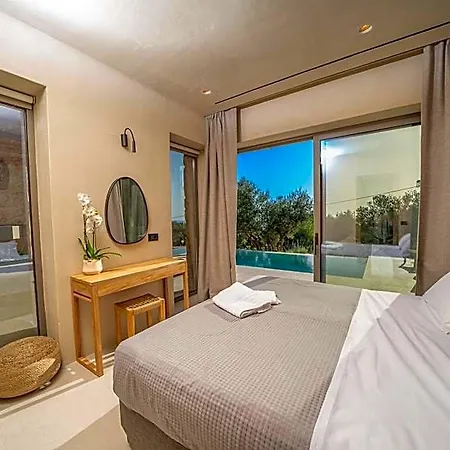 Lithos Art Hotel *